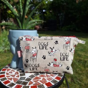 Neszesszer "Kutyaélet"