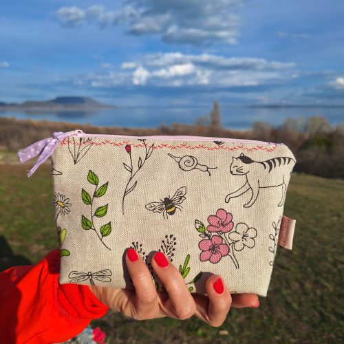 MiniMindenes "Pillangós kert" neszesszer