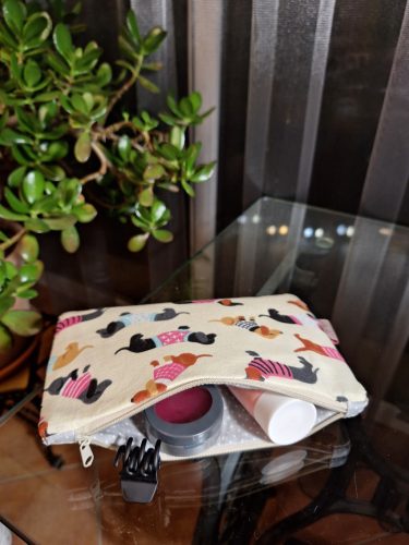 MiniMindenes"Színes tacsi" neszesszer