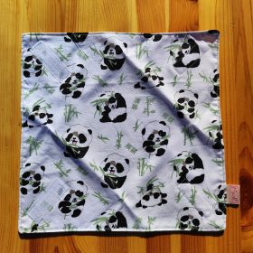   "Pandada"- Újrahasználható, mosható, pamut textil szalvéta, Újraszalvéta, Re-szalvéta, mérete 27x27cm