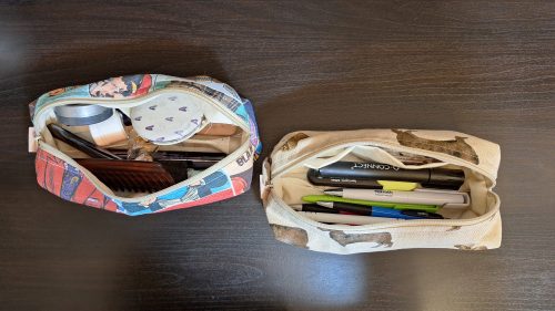 Tolltartó "Képregényes"