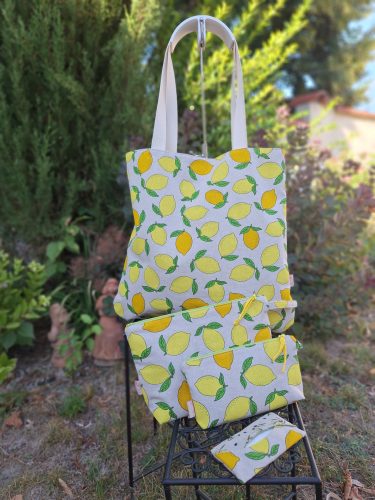 "Limonádé" mintás vászontáska béléssel (kivizöld-fehér pöttyös béléssel, zsebbel)