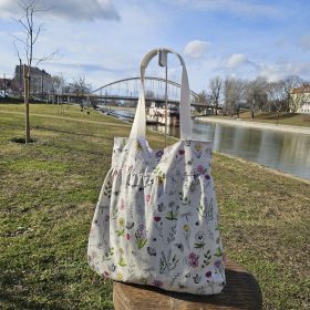   "Pillangós kert" mintás vászontáska béléssel (fehér alapon szürke pitypang mintás anyaggal, zsebbel)