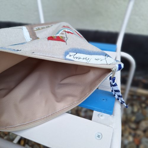 Vízhatlan táska "Kékpart" neszesszer